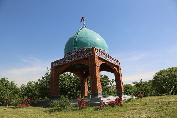 اتمام پروژه احداث مقبره شهدای گمنام در بوستان شقایق منطقه ۱۹